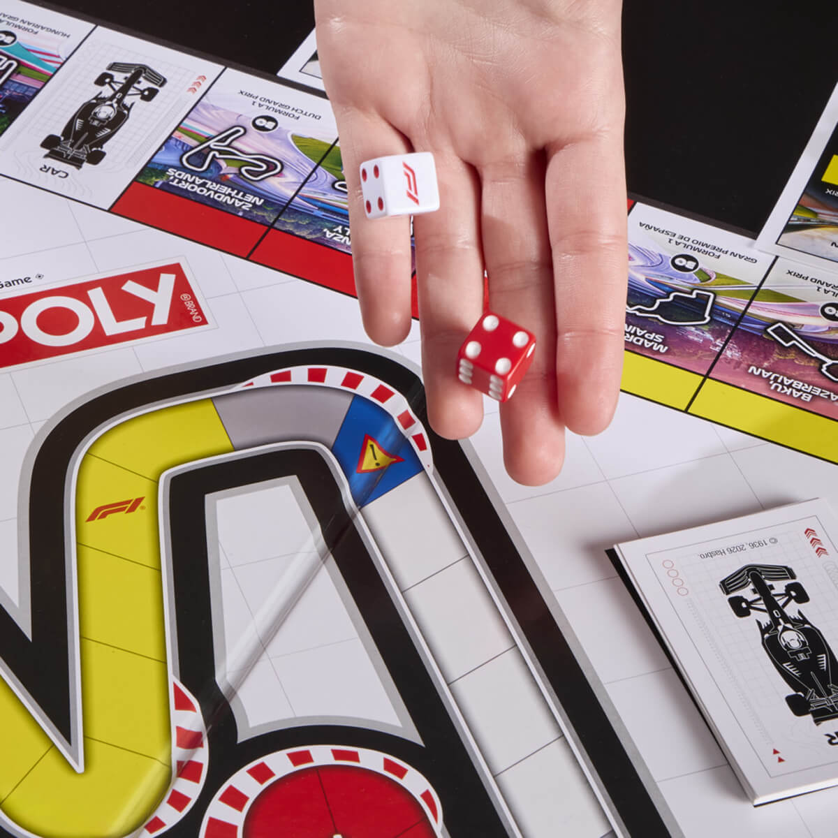 Monopoly F1 Edition Emlak Ticaret Kutu Oyunu Monopoly F1 Edition Emlak Ticaret Kutu Oyunu