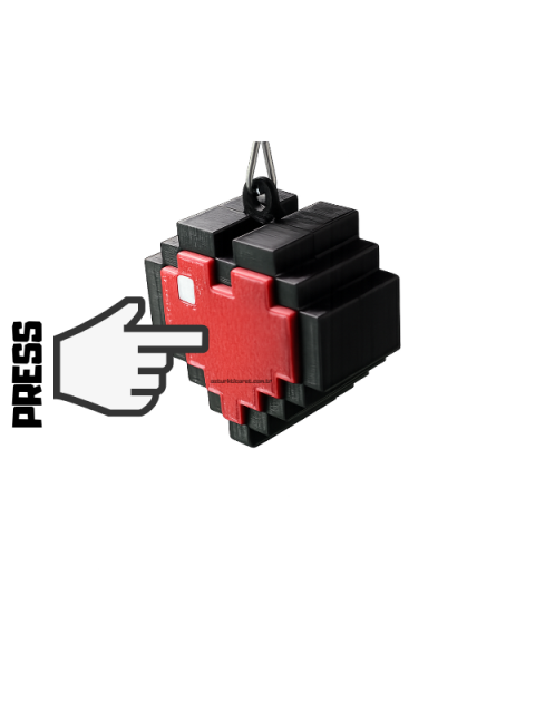 E&D Art Hediyelik Hareketli Anahtarlık Pixel Kalp /