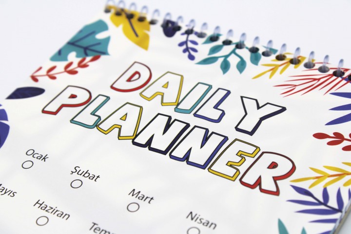 E&D Art Üstten Spiralli Daily Planner A5 Günlük Planlayıcı - Flowers / ed.56457