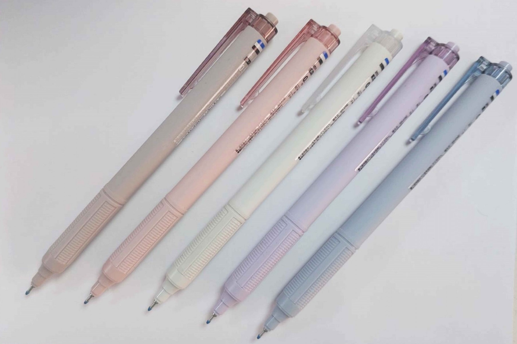 Tombow Mono Graph Lite 0.5mm Tükenmez Kalem Dumanlı Pembe